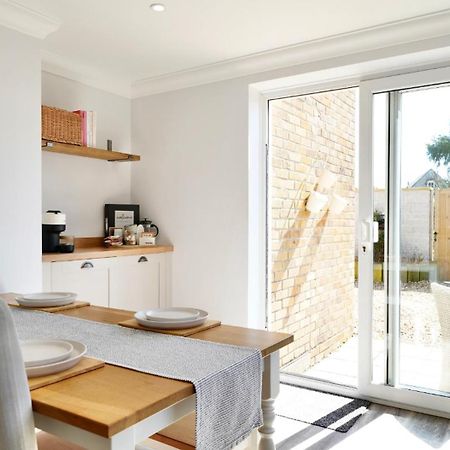 Joannes Retreat, Dog Friendly Property In Weymouth With Free Parking ภายนอก รูปภาพ